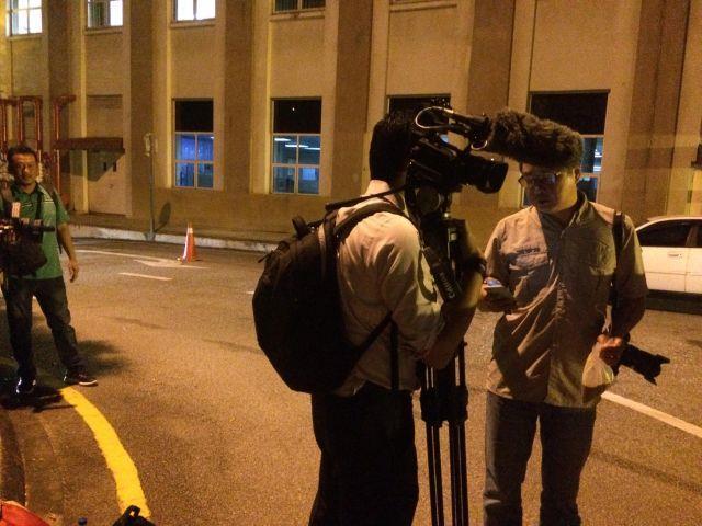 金正恩长兄金正男在马来西亚遭2名女子用湿布捂死